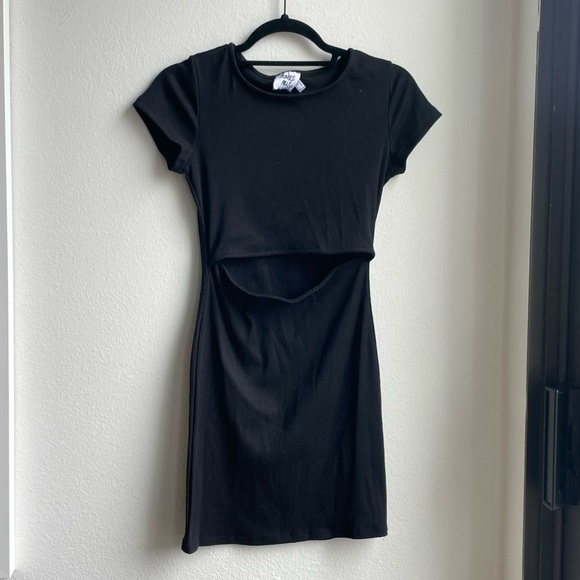 Princess Polly Cut Out Dress - Picture 1 of 3